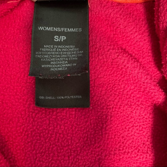 Women’s Small 100% polyester “The North Face” Dark Pink Dome Hoodie - Picture 4 of 5